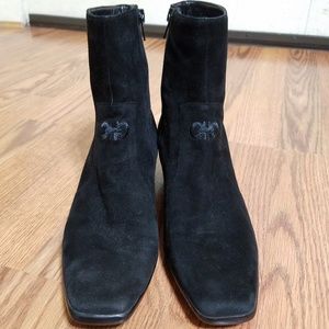 Salvatore Ferragamo Boutique Suede Boots -Size 7.5